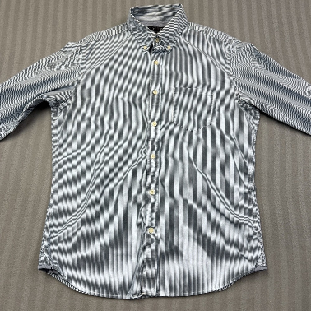 Banana Republic Soft‎ Wash Shirt Mens Medium Blue Button Up Long Sleeves